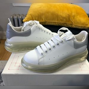 New Alexander McQueen Women’s Oversized White Clear Sole size 8